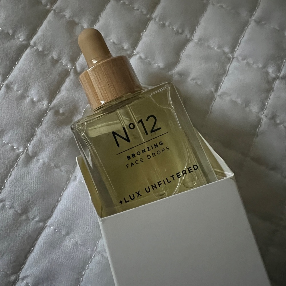 Lux unfiltered Bronzing Face Drops